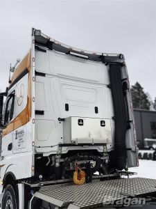 To Fit Mercedes Actros MP4 Giga Space Perimeter Wind Kit + LED