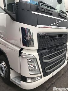 Side Dirt Deflector  Trims For Volvo FH4 2013 - 2021 Set