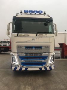 Roof Bar + Spots + Beacon + AirHorn For Volvo FH4 Low Standard Sleeper 2013 - 2021