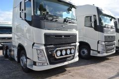 Grill Bar + Step Pad + Spots For Mercedes Actros MP5 Truck