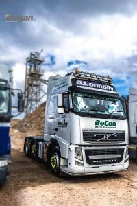 Roof Bar + LED Spots x6 + Beacons x2 For Volvo FH Series 2 & 3 Globetrotter XL