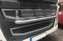 Chrome Stainless Steel Grill Bar E + Round Spots For Iveco S-Way