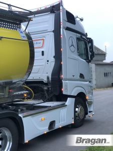 Perimeter Wind Kit + Top Strip + LEDs For Mercedes Actros MP4 Giga Space