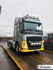 Roof Bar + LEDs + Spots + Amber Beacons + Air Horns For Volvo FH4 Globetrotter XL 2013 - 2021